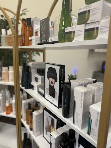 Fox and Belle Salon 4