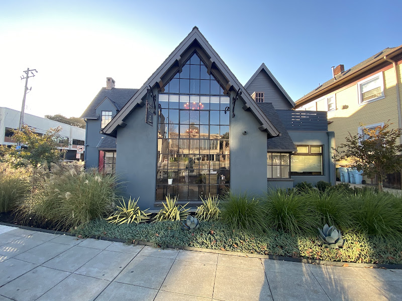 Scarlet Salon Berkeley 3
