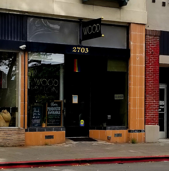 Wood Salon 3