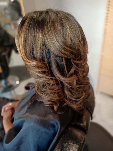 Mi Gente Dominican Salon