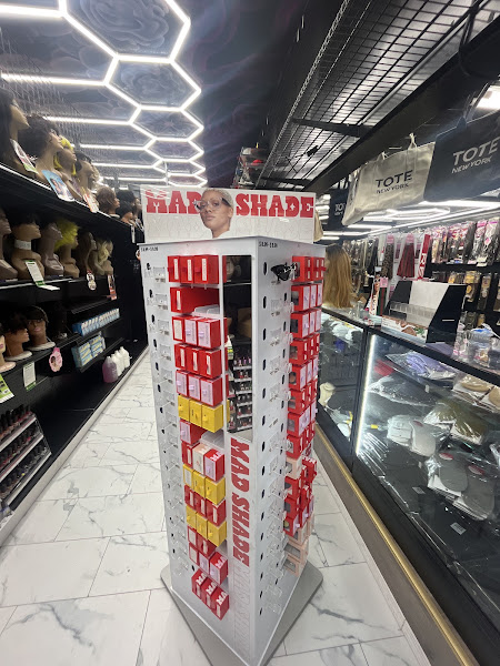 Queens Finest Beauty Supply 3
