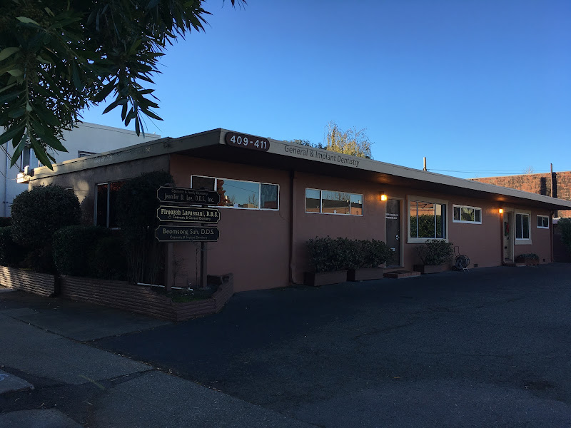 Dr. Amy K. Lee, DDS 2