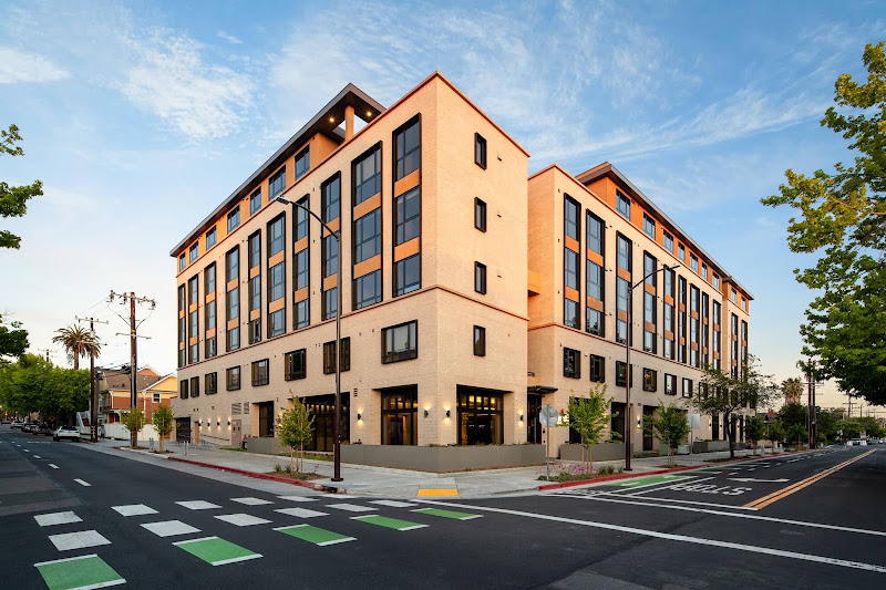 The Ivy Berkeley 4