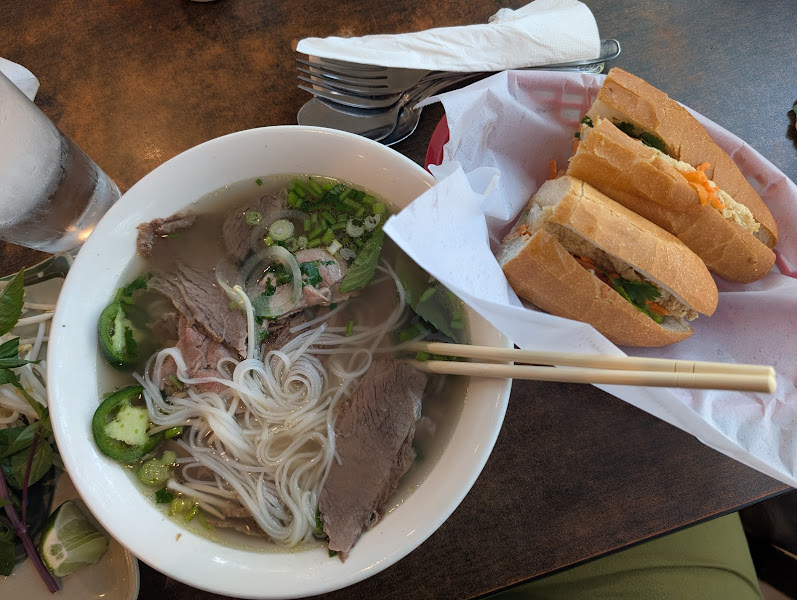 Simply Pho 4