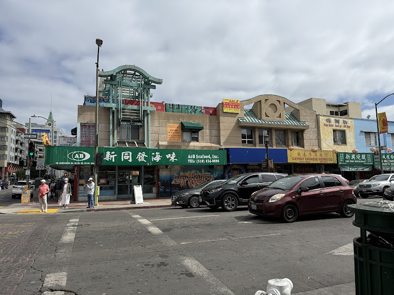 Phuong Jewelry Store