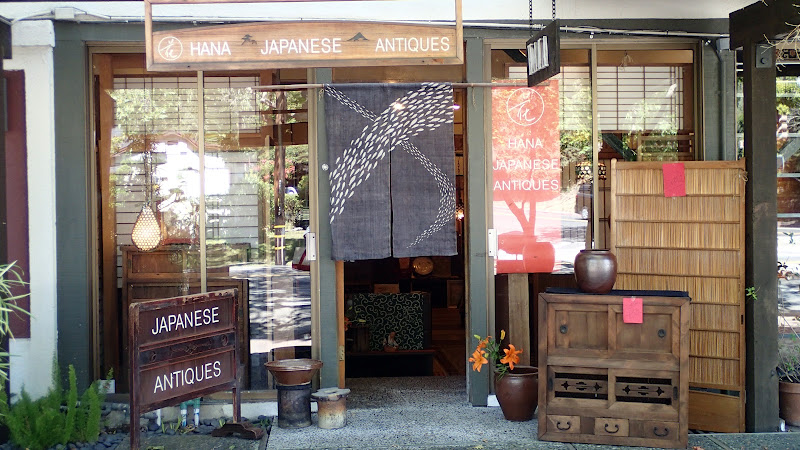 Hana Design & Antiques 3