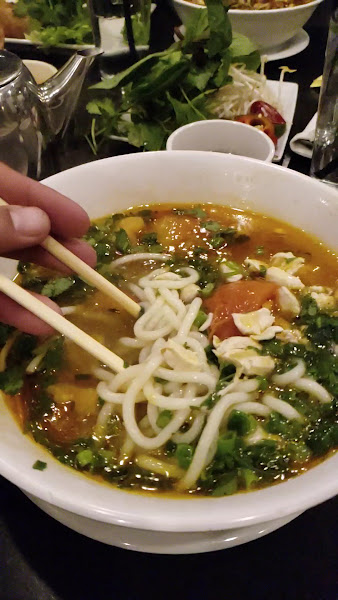 Mai's Restaurant 2