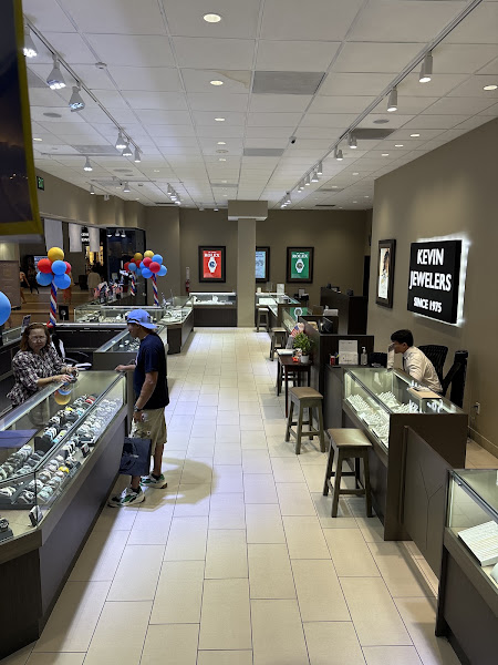 Kevin Jewelers 2