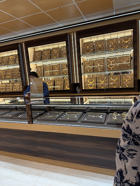 Manisha Jewelers 2