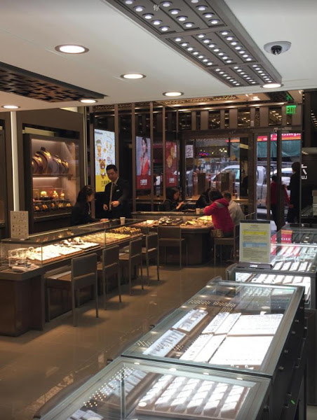 Lukfook Jewelry 2