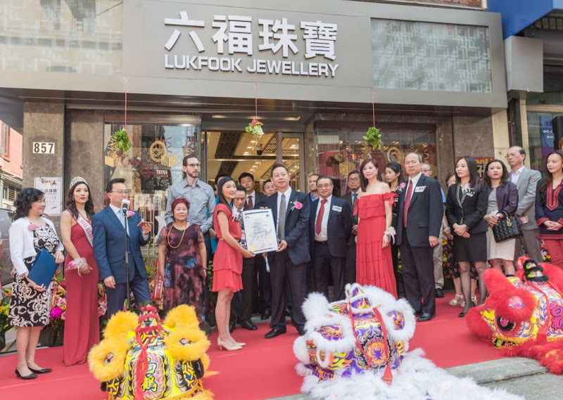 Lukfook Jewelry 3