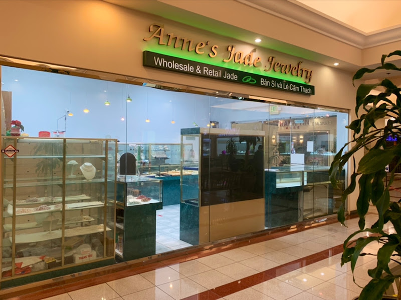 Anne's Jade Jewelry