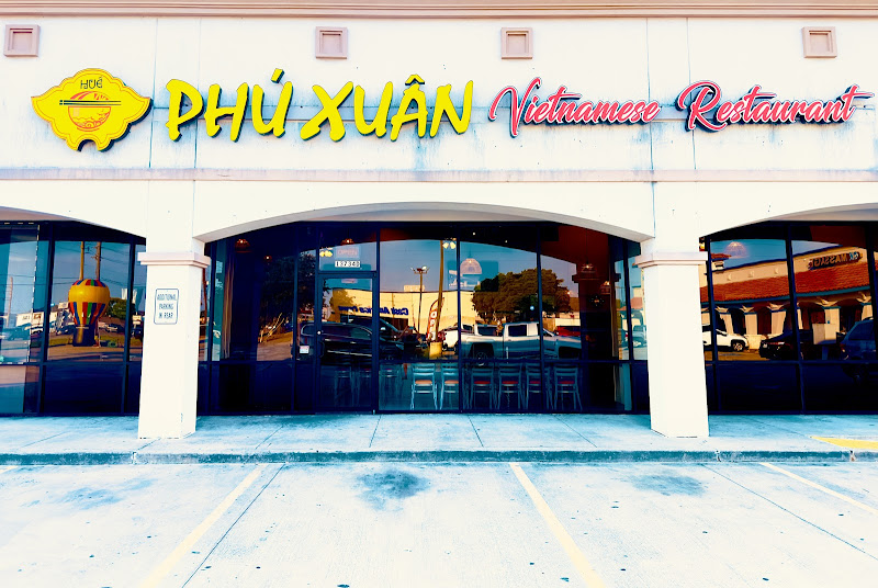 PHU XUAN VIETNAMESE RESTAURANT 1