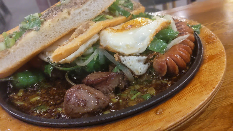 LES BA'GET Vietnamese Cafe 2