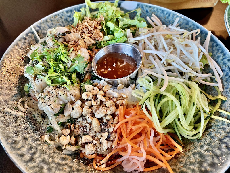 LES BA'GET Vietnamese Cafe 5