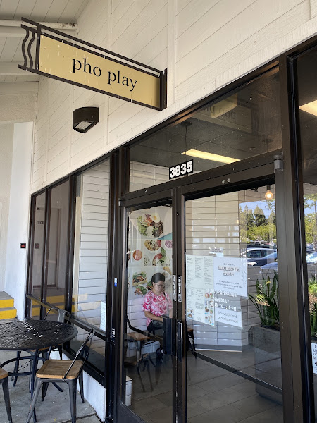 Pho Play