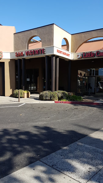 Davis Plaza Market