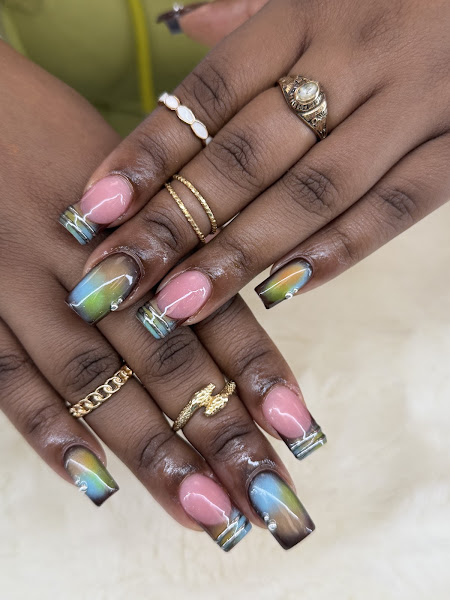 Bossy nails 2