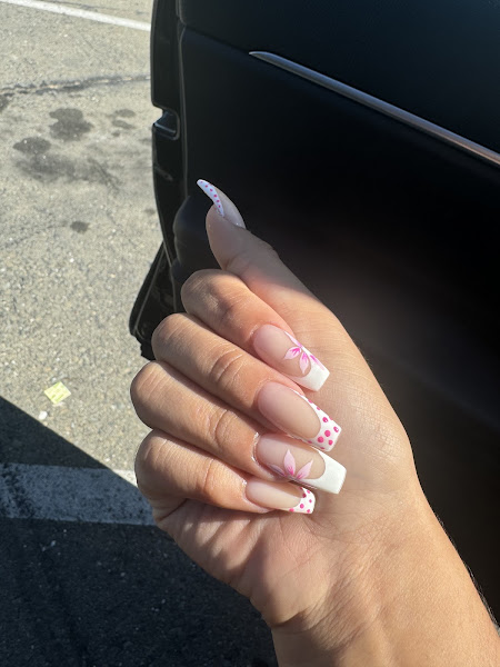 Lynn's Nails 2