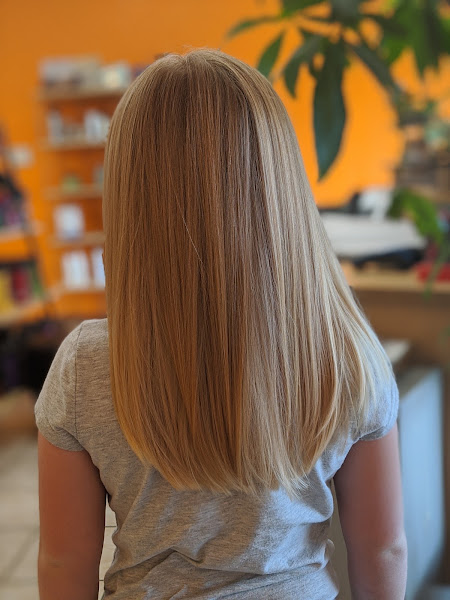 Dimension Salon 4