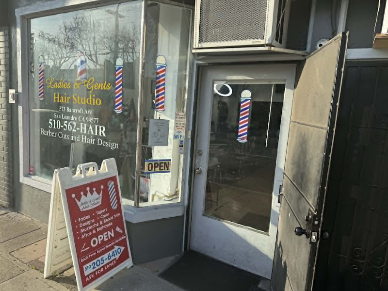 Ladies & Gents Barber & Hair Studio 3