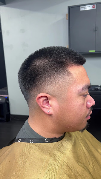 Barber Lounge SL 2