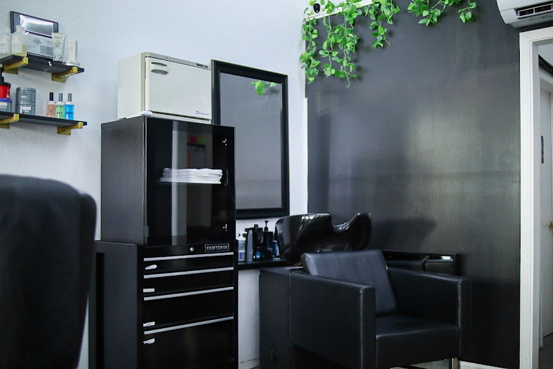 Certified Cutz Barbershop - San Leandro 3