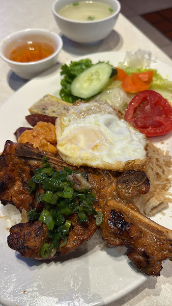 Thuận Kiều Cơm Tấm 4