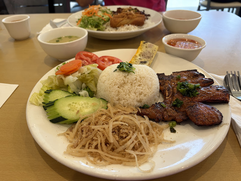 Com Tam Saigon 3