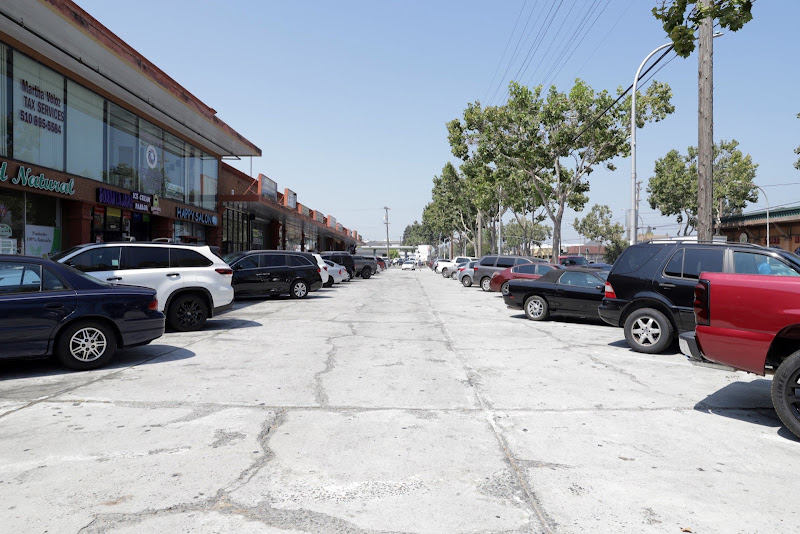 Fiesta Auto Insurance & Tax Service 4