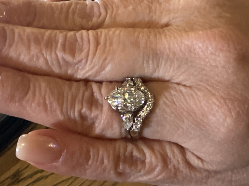 Caratti Jewelers 4