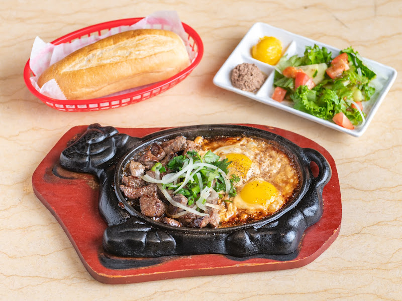 Pho Bò To & Bò Né 4