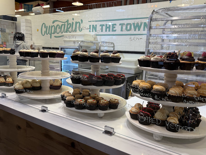 Cupcakin Bake Shop 4