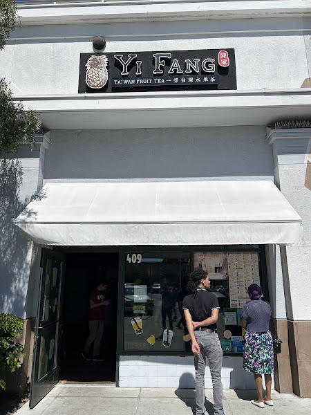 Yifang Taiwan Fruit Tea