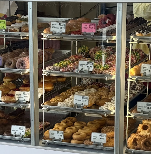 Colonial Donuts 3