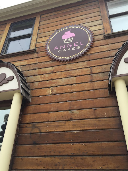 Angel Cakes 3