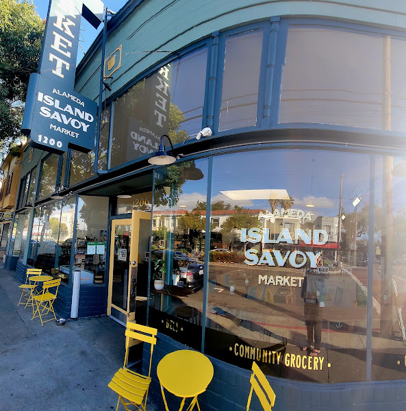 Island Savoy Market