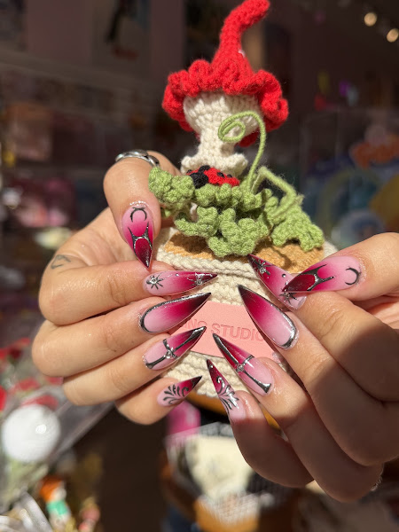 The Nail Shop 4