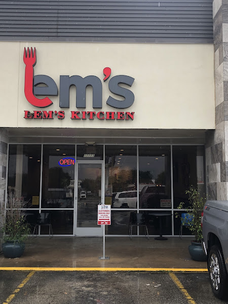 Lem's Kitchen & Lounge 1