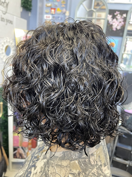 Baigal Salon