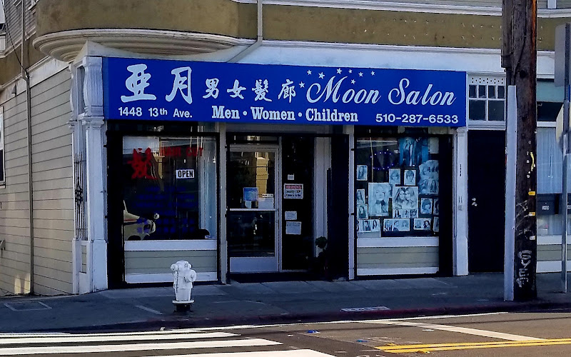 Moon Salon