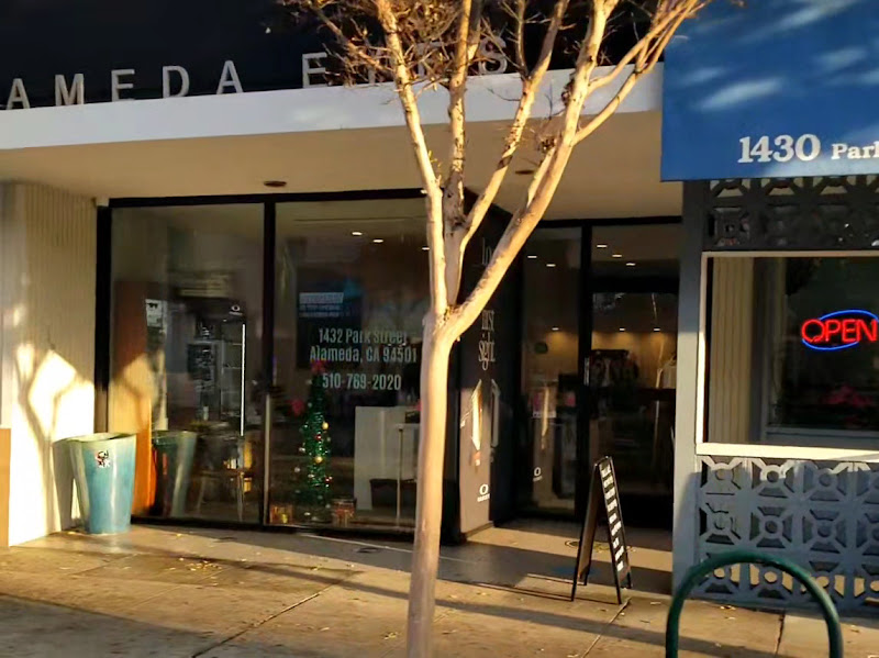 EYEMD OF ALAMEDA 3