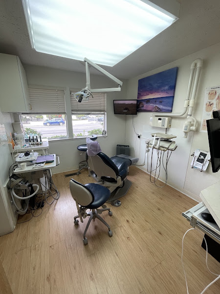 Dr. Sandy Chen, DDS