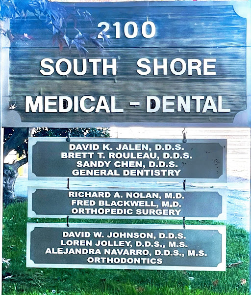 Dr. Sandy Chen, DDS 3