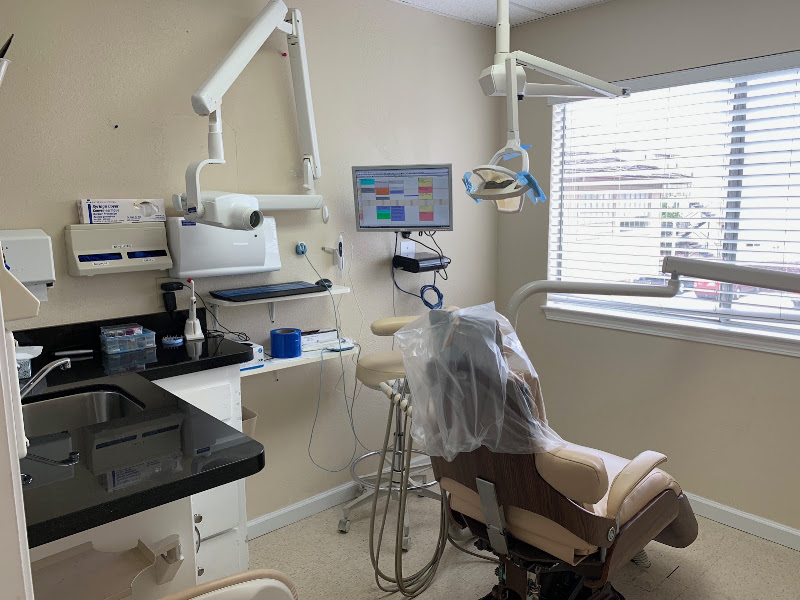 Dr. Gurjit Randhawa, DDS MDS 2