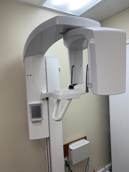 Dr. Gurjit Randhawa, DDS MDS 4