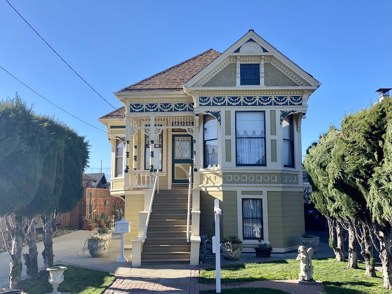 The Guy Blume Group - Alameda Real Estate powered by Keller Williams and PLACE 4