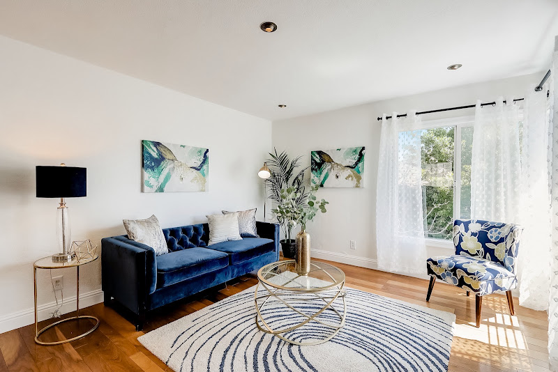 Compass: Jeanne Lam, Realtor 3