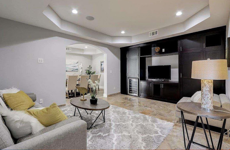 Compass: Jeanne Lam, Realtor 5
