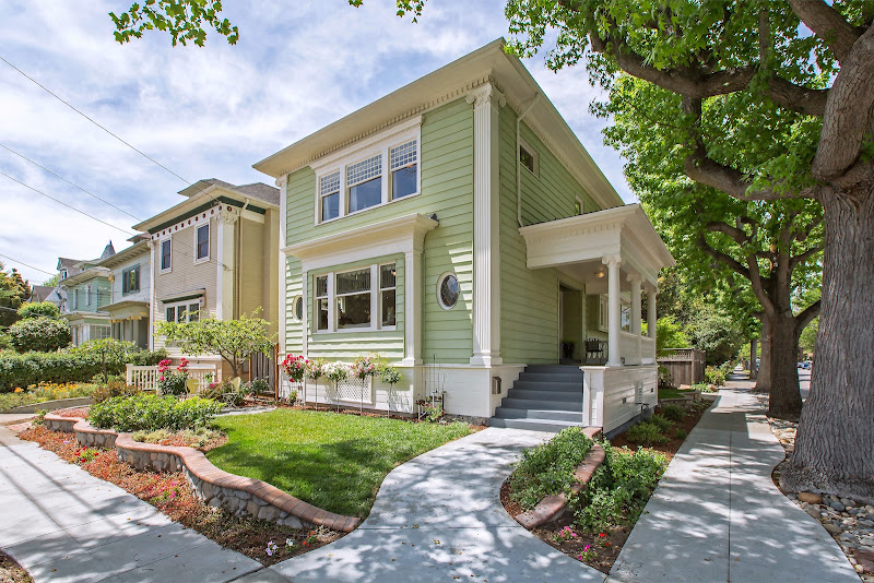 Bayside Real Estate 2